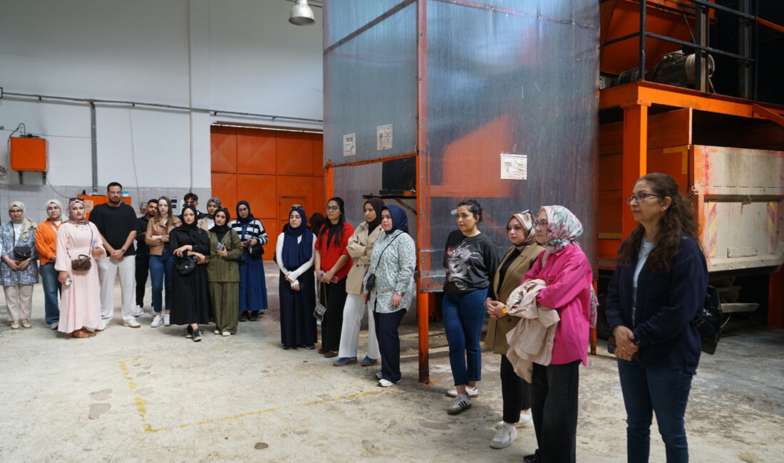 Büyükşehir Belediyesinin Entegre Katı Atık Tesisi’ni ziyaret eden KSÜ biyoloji