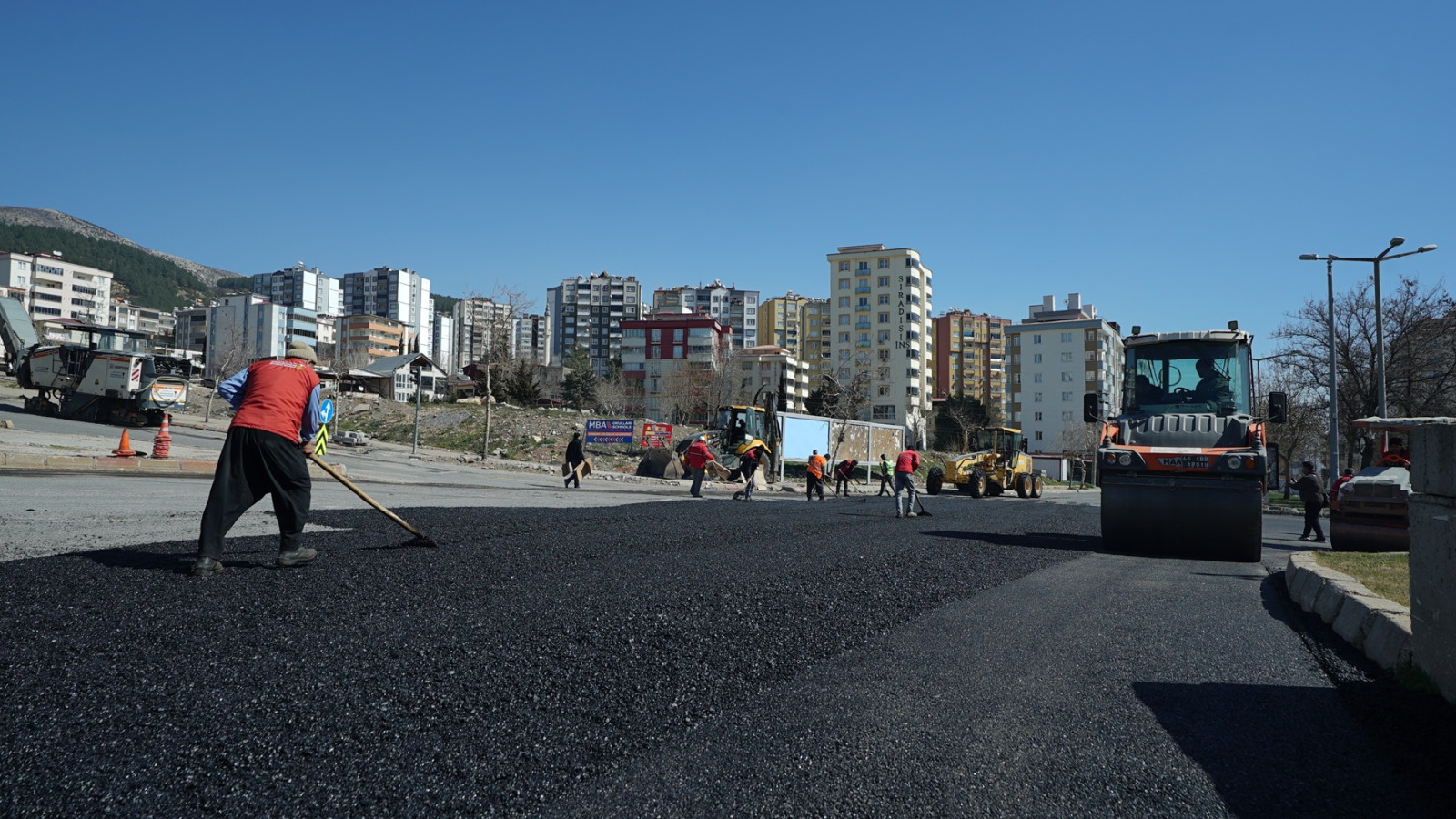 Kahramanmaraş Tarihinin En Büyük Asfalt Seferberliği Tüm Hızıyla Sürüyor 2 1 7 Haziran Calismalari 7