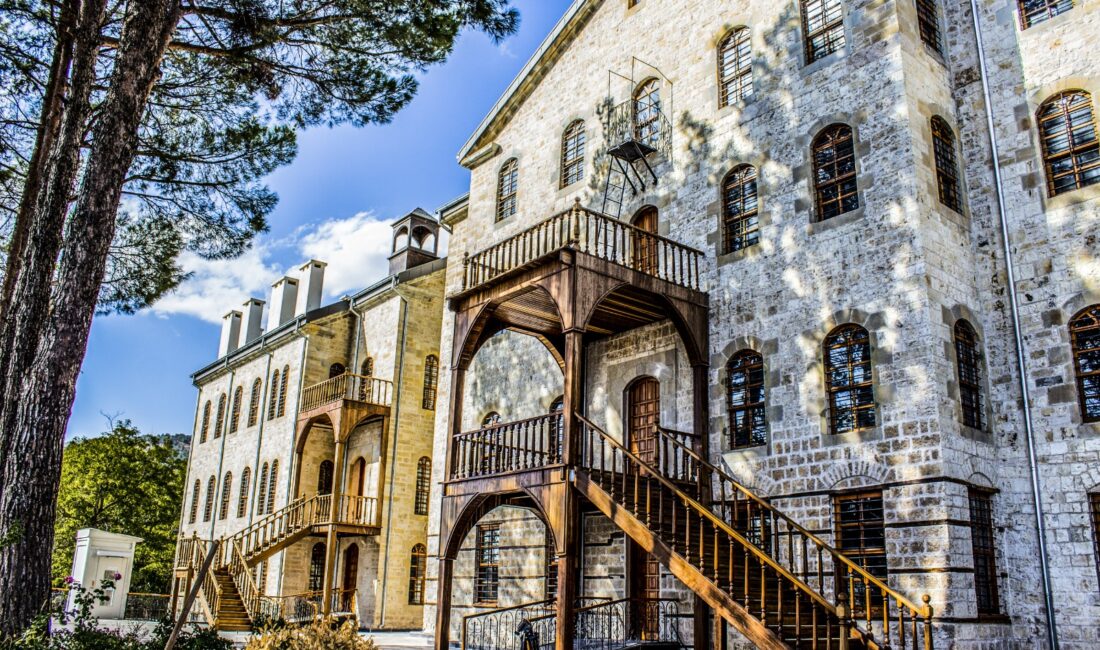 Bir şehrin geleceğini yalnızca sanayi yatırımları ya da turizm projeleri