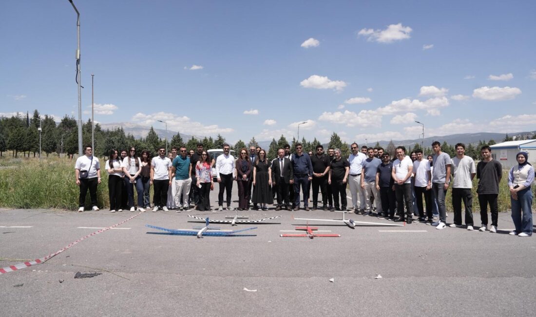 Kahramanmaraş İstiklal Üniversitesi (KİÜ) öğrencileri tarafından tasarlanan insansız hava aracı