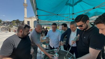 MÜSİAD Kahramanmaraş Şubesi tarafından Muharrem ayı dolayısıyla düzenlenen aşure programı,