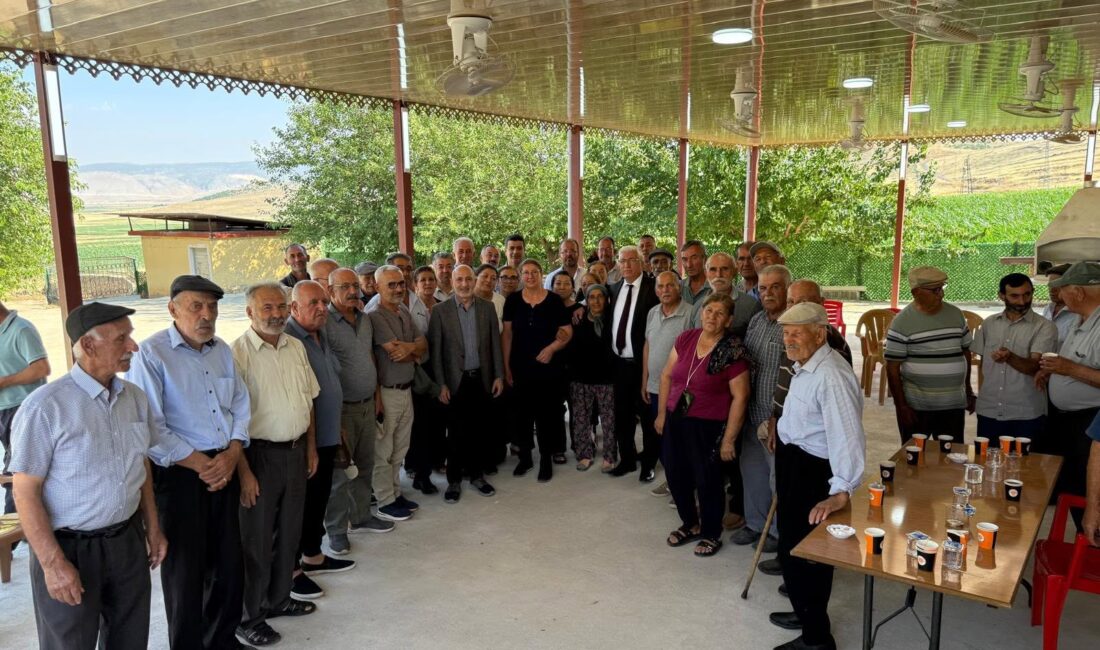 CHP Kahramanmaraş Milletvekili Ali Öztunç, Türkoğlu ilçesine bağlı Cennetpınar Mahallesi'nde