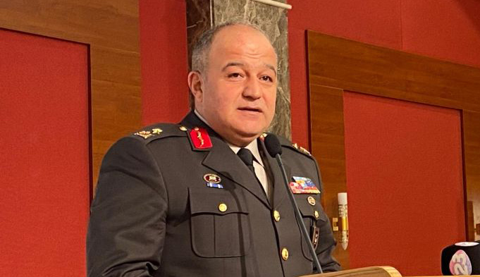 Türk Silahlı Kuvvetleri (TSK) bünyesinde uzun yıllar lojistik, teknik ve bakım