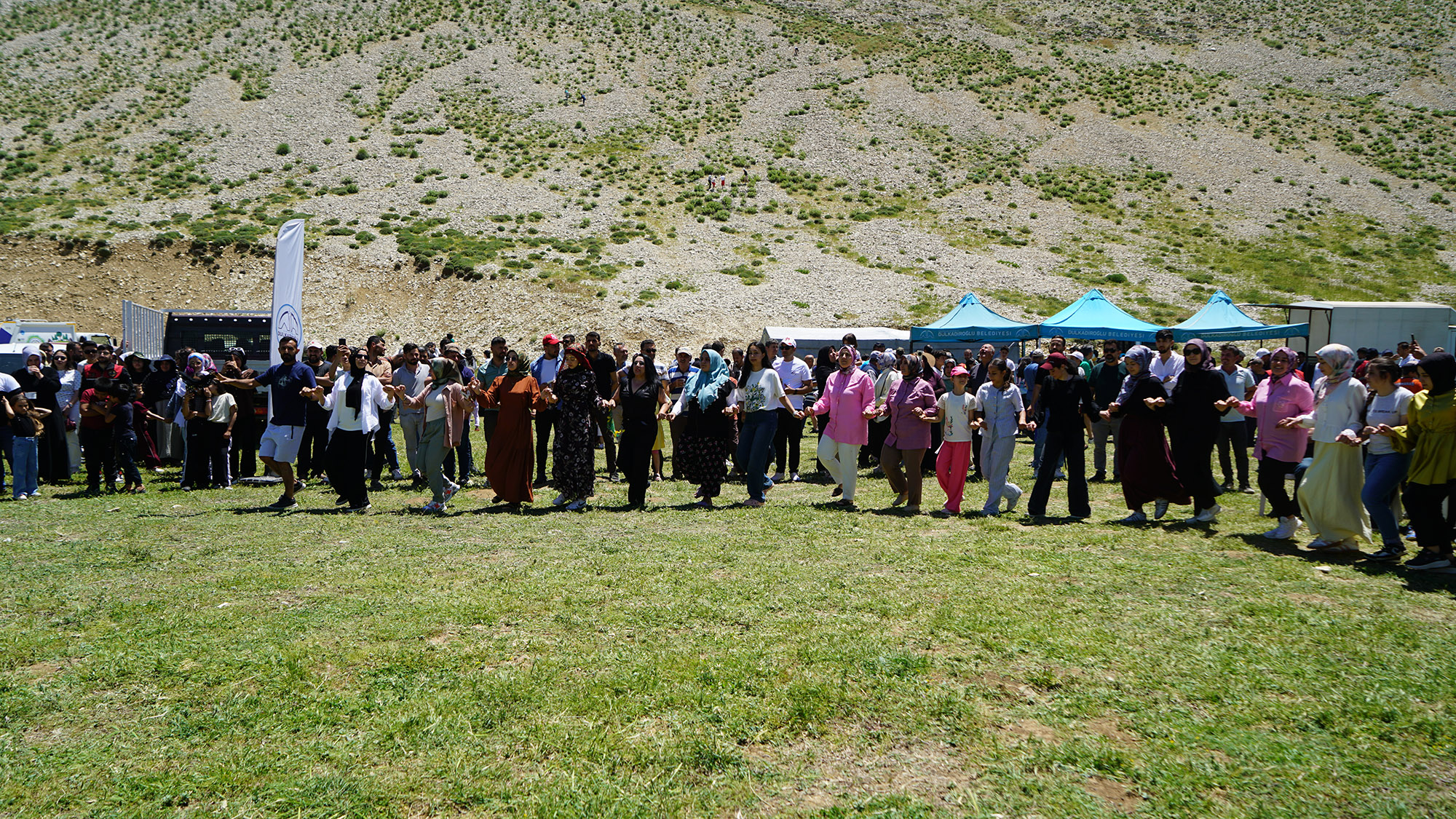Karagöl’de Düzenlenen “Gençlik ve Aile” Programı Tam Not Aldı! 1 Doga Bulusmasi 2