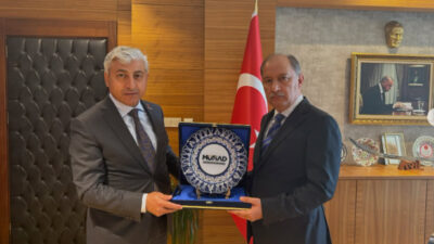 MÜSİAD Kahramanmaraş Şube Başkanı Şerafettin Özcan ve beraberindeki iş insanları,