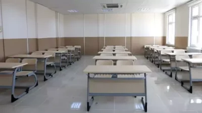 Milli Eğitim Bakanı Yusuf Tekin, Kahramanmaraş'ta eğitim gören öğrenci ve