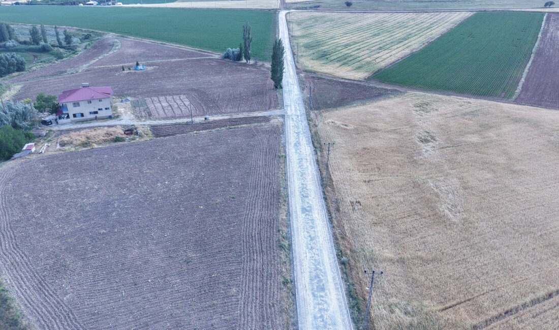 Büyükşehir Belediyesi, Afşin’in kırsal mahallelerinden İnci’nin mahalle içi ulaşımını sağlayan