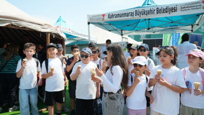 Atatürk Havalimanı'nda gerçekleşen Sıfır Atık Festivaline katılan Büyükşehir Belediyesi, 4