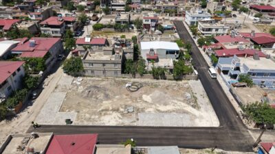 Büyükşehir Belediyesi, şehir merkezinde yol yenileme çalışmalarını sürdürüyor.