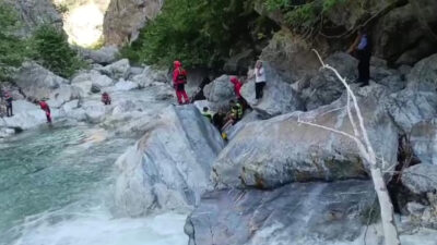 Kahramanmaraş’ın Onikişubat ilçesinde Ceyhan Nehri’nde akıntıya kapılarak kaybolan kişinin cansız