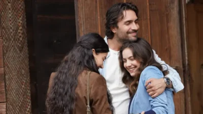 TRT 1 ekranlarının reyting rekortmeni yapımı Taşacak Bu Deniz, hafızalardan