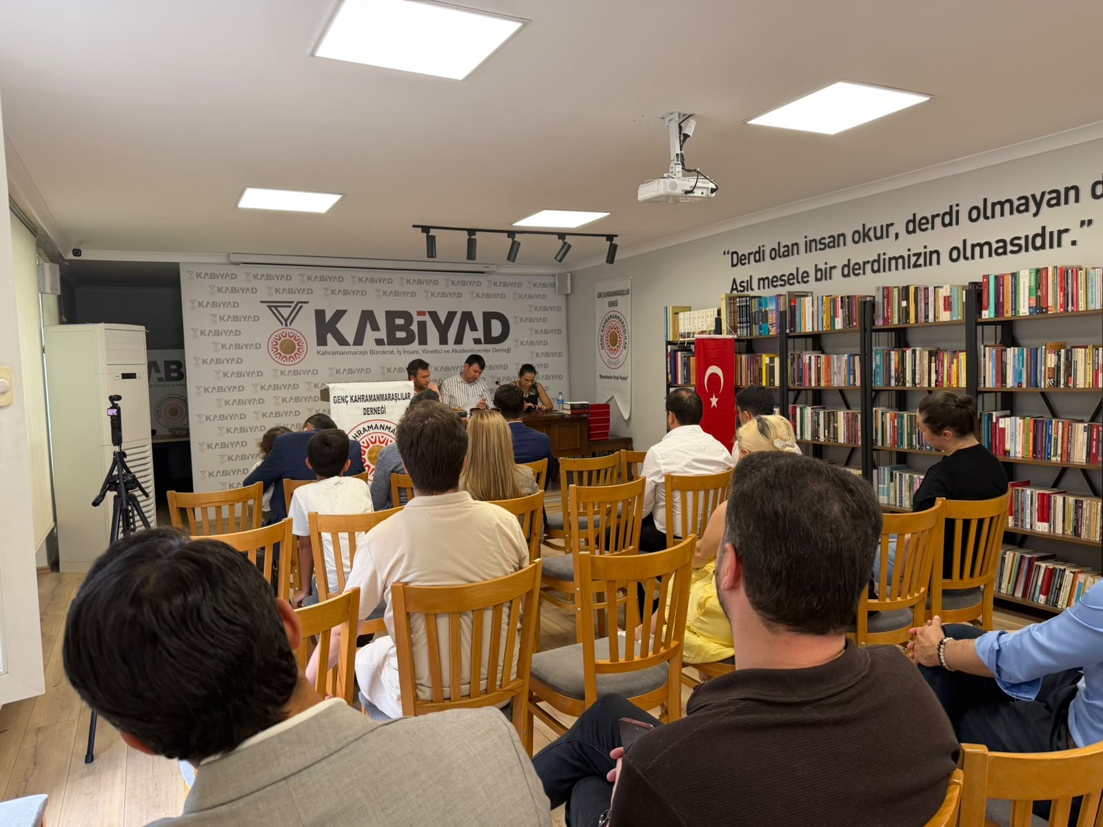 Genç Kahramanmaraşlılar Derneği İkinci Olağanüstü Genel Kurulunu Gerçekleştirdi 1 85f73787 34ef 4014 9b81 803b8c5e35f6