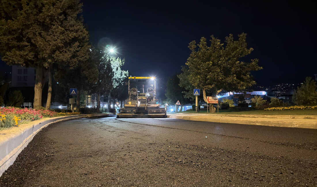 Büyükşehir Belediyesi, Azerbaycan Bulvarı’nda tamamlanan altyapı ve ilk kat asfaltın