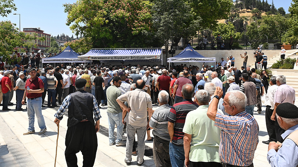 Kahramanmaraş Büyükşehir, Binlerce Vatandaşı Aşure Bereketinde Buluşturdu! 3 Geleneksel Asure Ikrami 2