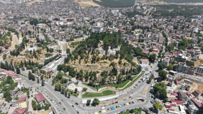 Asırlara uzanan geçmişiyle şehrin en önemli simgelerinden biri olan Tarihi