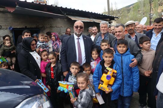 Dulkadiroğlu Belediye Başkanı Mehmet Akpınar'ın, göreve gelmesinin ardından başlattığı mahalle
