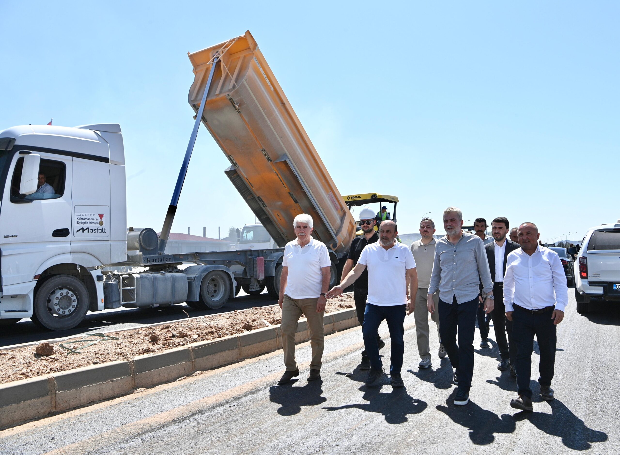 Başkan Görgel, Sanayi Kavşağı’ndaki Son Hazırlıkları Yerinde İnceledi 1 Saha Ziyareti 1 scaled