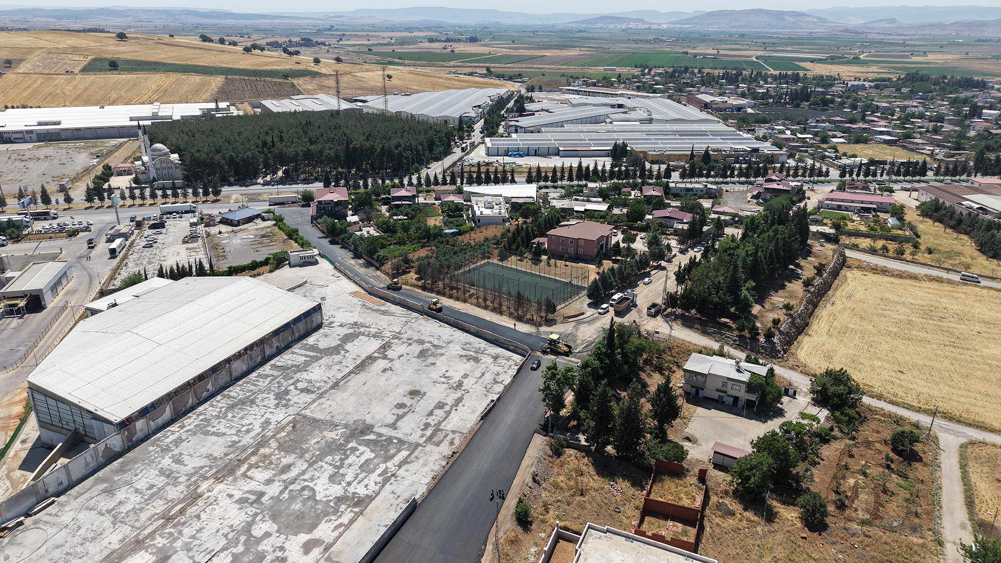 Kahramanmaraş Büyükşehir’den Türkoğlu Kılılı’ya 12 Milyonluk Asfalt Yatırımı! 1 Turkoglu Kilili Asfalt Serimi 12
