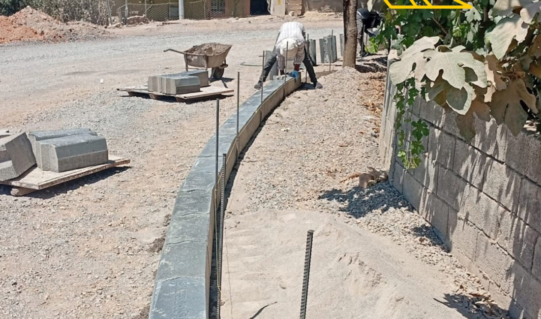 Onikişubat Belediyesi, ilçe merkezinin yanı sıra kırsal mahallelerde de ulaşım