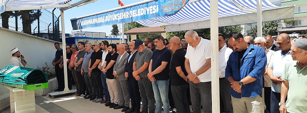 Merhum Gazeteci Fatih Nalbantbaşı ve EshabilNalbantbaşı’nın  annesi ve gazeteci Yavuz