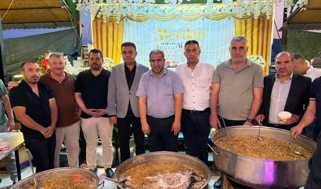 Kahramanmaraş’ta Merdan Balıkçılık tarafından Muharrem ayı dolayısıyla düzenlenen aşure programı,