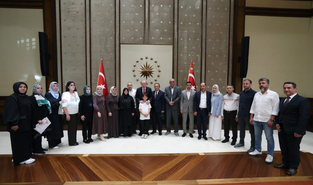 Cumhurbaşkanı Recep Tayyip Erdoğan, "15 Nisan Okul Saldırısı"nda yaşamını yitiren