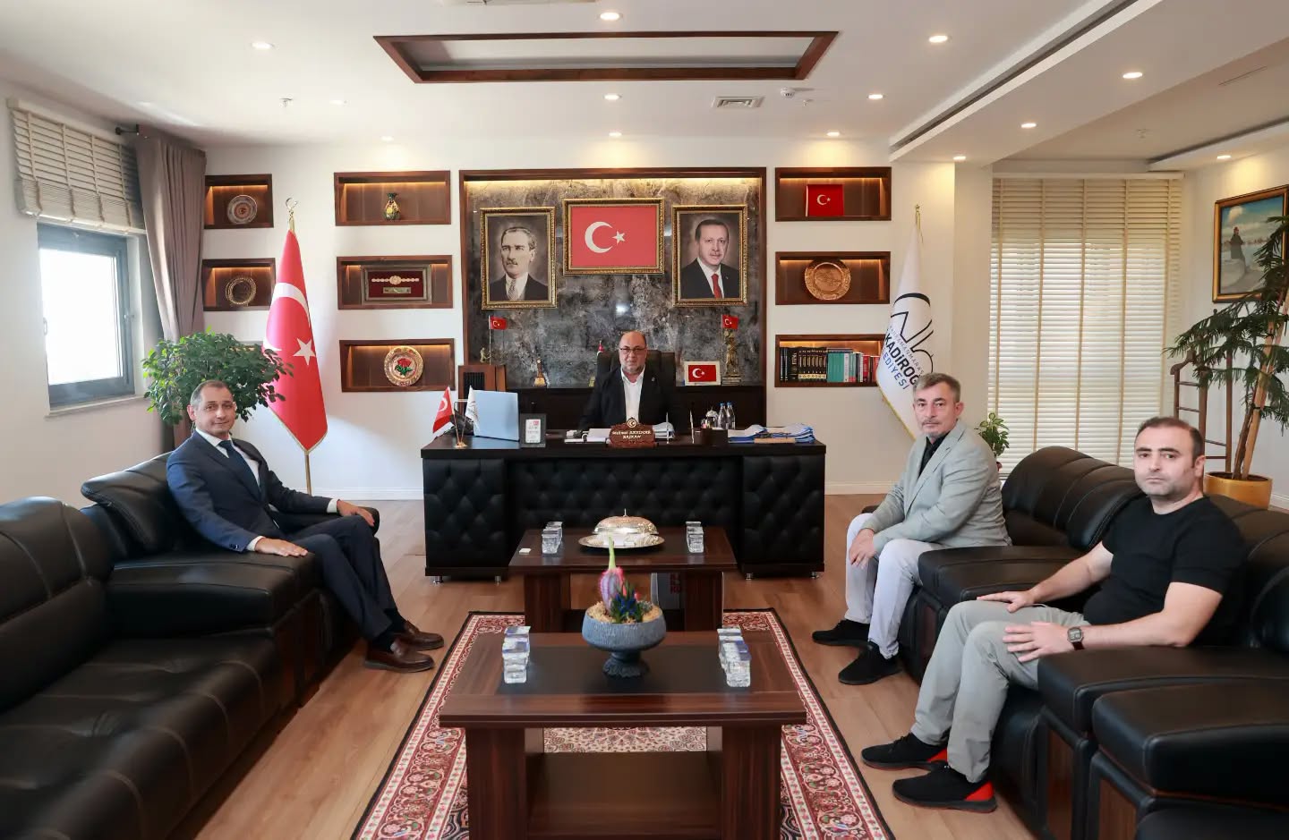Dulkadiroğlu Belediyesi’ne Basın İlan Kurumu’ndan Ziyaret! 1 763103517 1039677588980143 4995237663102775403 n