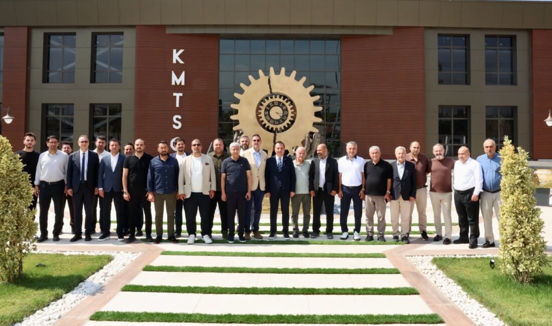 Türk Havacılık ve Uzay Sanayii (TUSAŞ) üst düzey yöneticileri ile