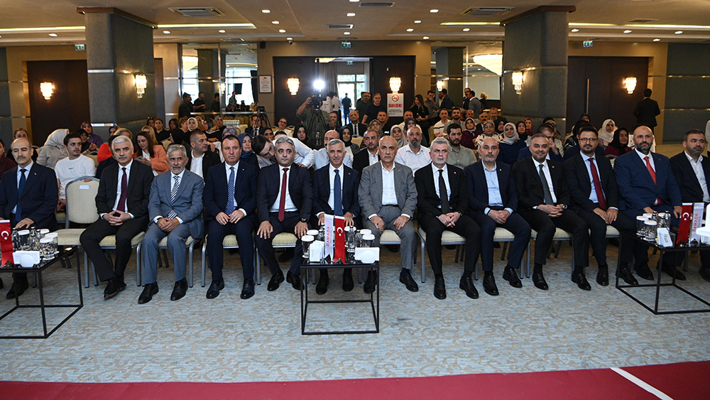 Başkan Görgel; “Kahramanmaraş, Türkiye Yüzyılı’nın Üretim ve Yatırım Merkezlerinden Biri Olacak” 1 Ekonomi Toplantisi 3