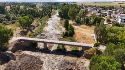Büyükşehir Belediyesi, Elbistan’ın Geçit Mahallesi’nde 51 yıldır bölgeye hizmet veren,