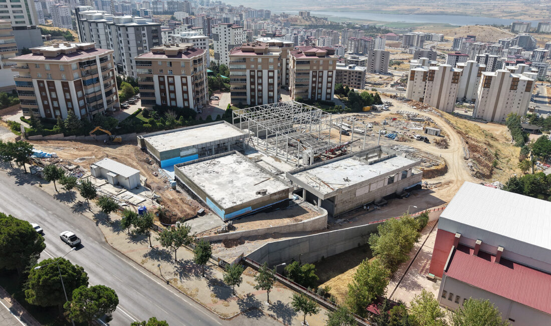Büyükşehir Belediye Başkanı Fırat Görgel’in 370 Milyon TL’lik yatırımla gençlere
