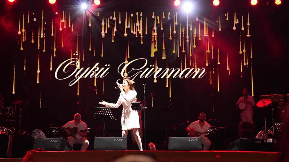 Oyku Gurman Konseri8