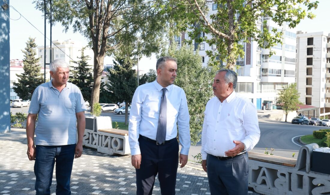 Onikişubat Belediye Başkanı Hanifi Toptaş, ilçenin farklı mahallelerinde yapımı ve