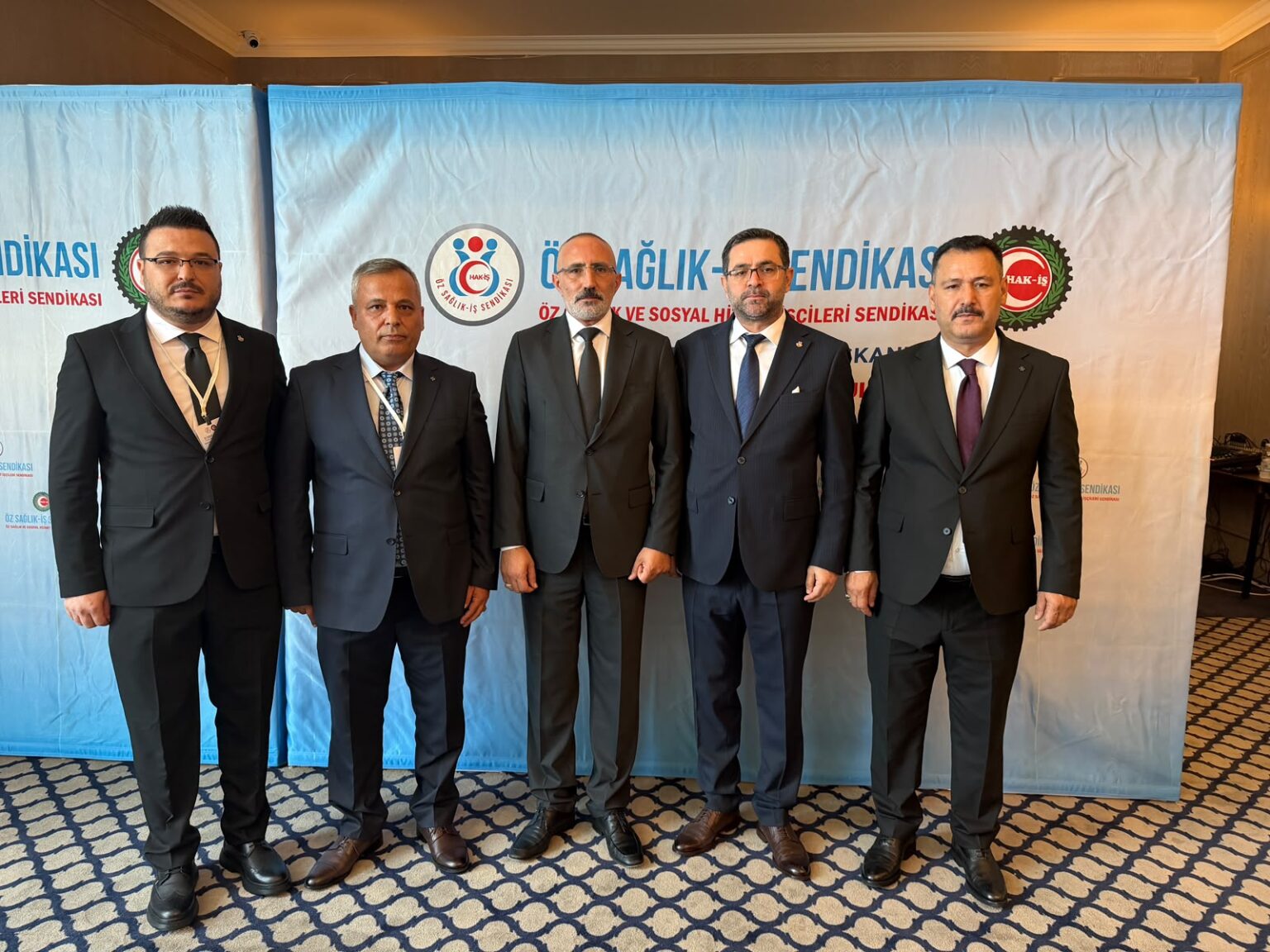 Öz Sağlık-İş Kahramanmaraş Şubesi’nde Murat Arifoğlu Güven Tazeledi! 2 Yonetim 1536x1152 1