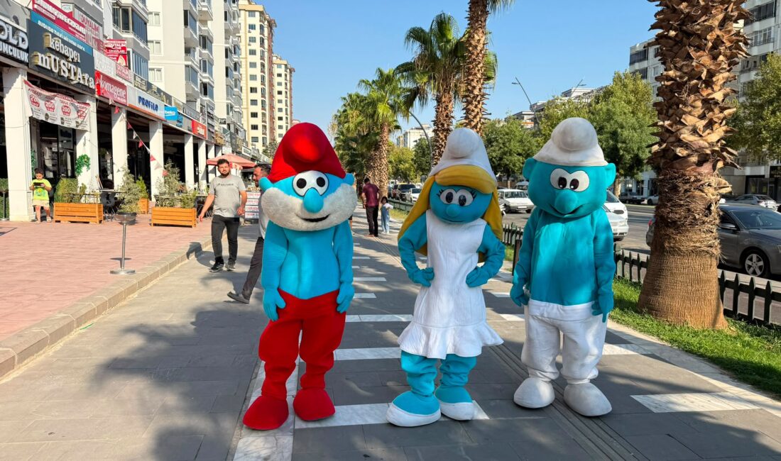 Çocukların sevilen çizgi film karakterleri Şirinler, Blueland organizasyonuyla Kahramanmaraş’a geliyor.