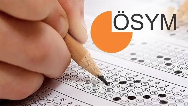Binlerce memur adayının büyük bir heyecanla beklediği KPSS Lisans sınav