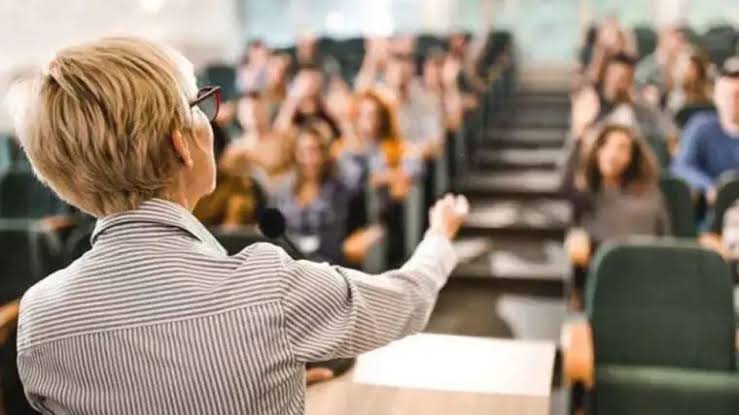 İstiklal Bilim ve Teknoloji Üniversitesi Rektörlüğü, akademik kadrolarını güçlendirmek amacıyla