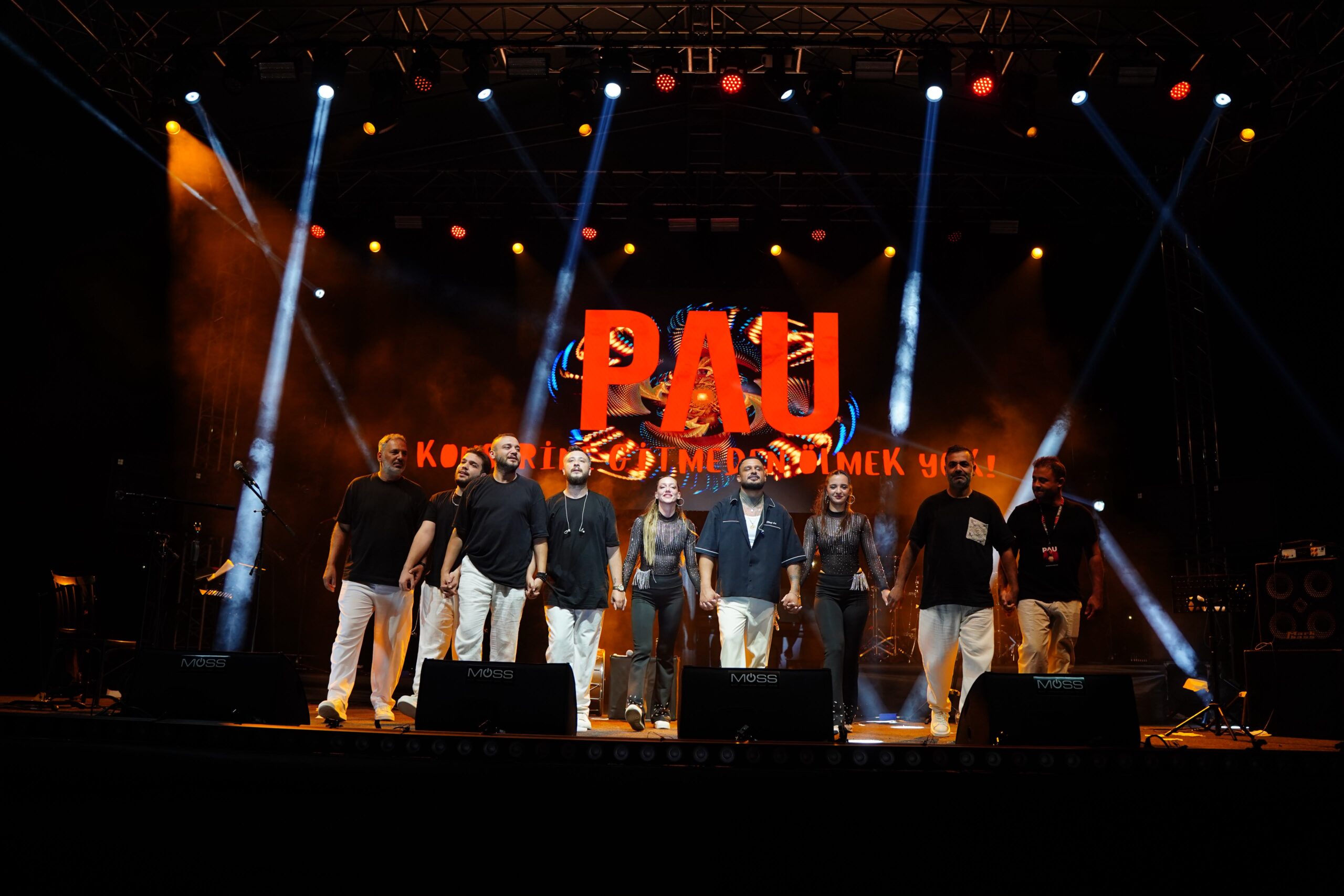Onbinlerce kişinin katıldığı Blueland Gençlik Festivali Sona Erdi 1 05c4b1b7 55bb 42d1 9a77 893ae0d17d39 scaled