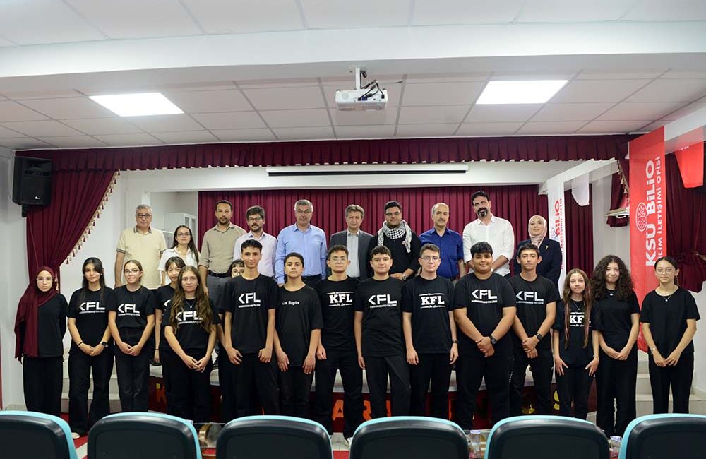 Üniversitemiz, güncel toplumsal meselelerin akademik ve bilimsel perspektifle ele alınmasına