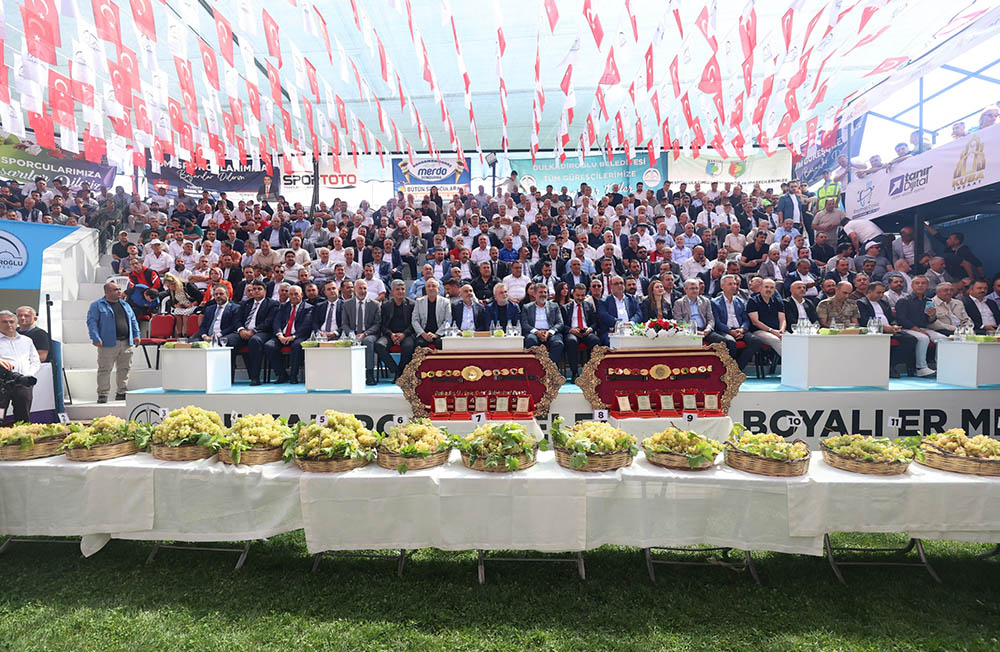 30. Geleneksel Bertiz Boyalı Şalvar Güreşlerine yoğun ilgi! 5 53b1d6cb 84e0 4922 be71 e0bfaec8709a