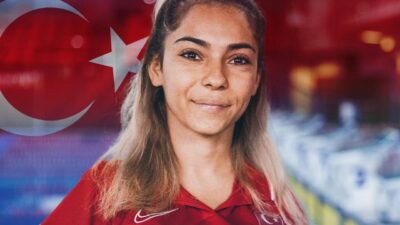 Kahramanmaraş’ın başarılı milli sporcusu Sevilay Öztürk, Kocaeli’de gerçekleştirilen Para Yüzme