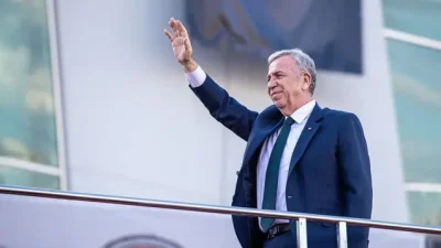 Ankara Büyükşehir Belediye Başkanı Mansur Yavaş, Cumhuriyet Halk Partisi üyeliğinden