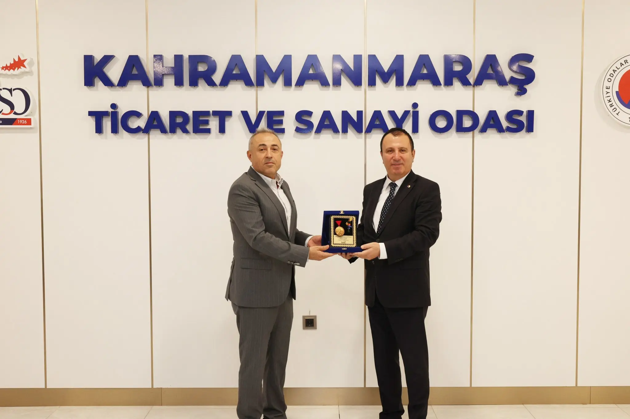 Karatutlu ve KMTSO yönetimi Kahramanmaraş ekonomisini masaya yatırdı 1 782 2794 milletvekili karatutludan kmtso yonetimine ziyaret