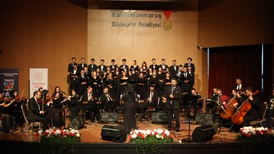 Kahramanmaraş İl Millî Eğitim Müdürlüğü bünyesinde öğretmen ve öğrencilerden oluşan