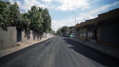 Büyükşehir Belediyesi, şehir genelinde sürdürdüğü sıcak asfalt mesaisini kararlılıkla devam