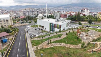 Büyükşehir Belediyesi tarafından Binevler Mahallesi’nde hayata geçirilen Cahit Zarifoğlu Çocuk