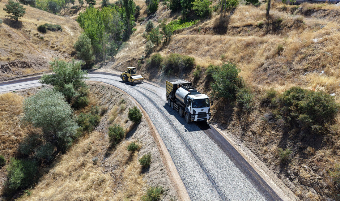 Büyükşehir Belediyesi, Ekinözü kırsalındaki Ambar ve Çiftlik mahallelerini ilçe merkezine