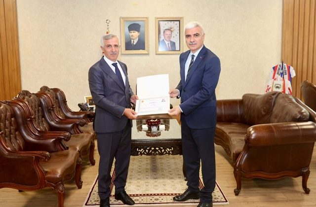 Kahramanmaraş Valisi Mükerrem Ünlüer, Cumhurbaşkanlığı Kararnamesi kapsamında Emniyet Genel Müdürlüğü