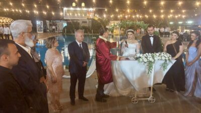 Kahramanmaraş 112 Acil Sağlık Hizmetleri Müdürü Akın Ozan, kızı Yasen