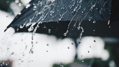 Kahramanmaraş’ta bugün güneybatı kesimlerinde kuvvetli sağanak yağış etkili oluyor. Meteorolojik